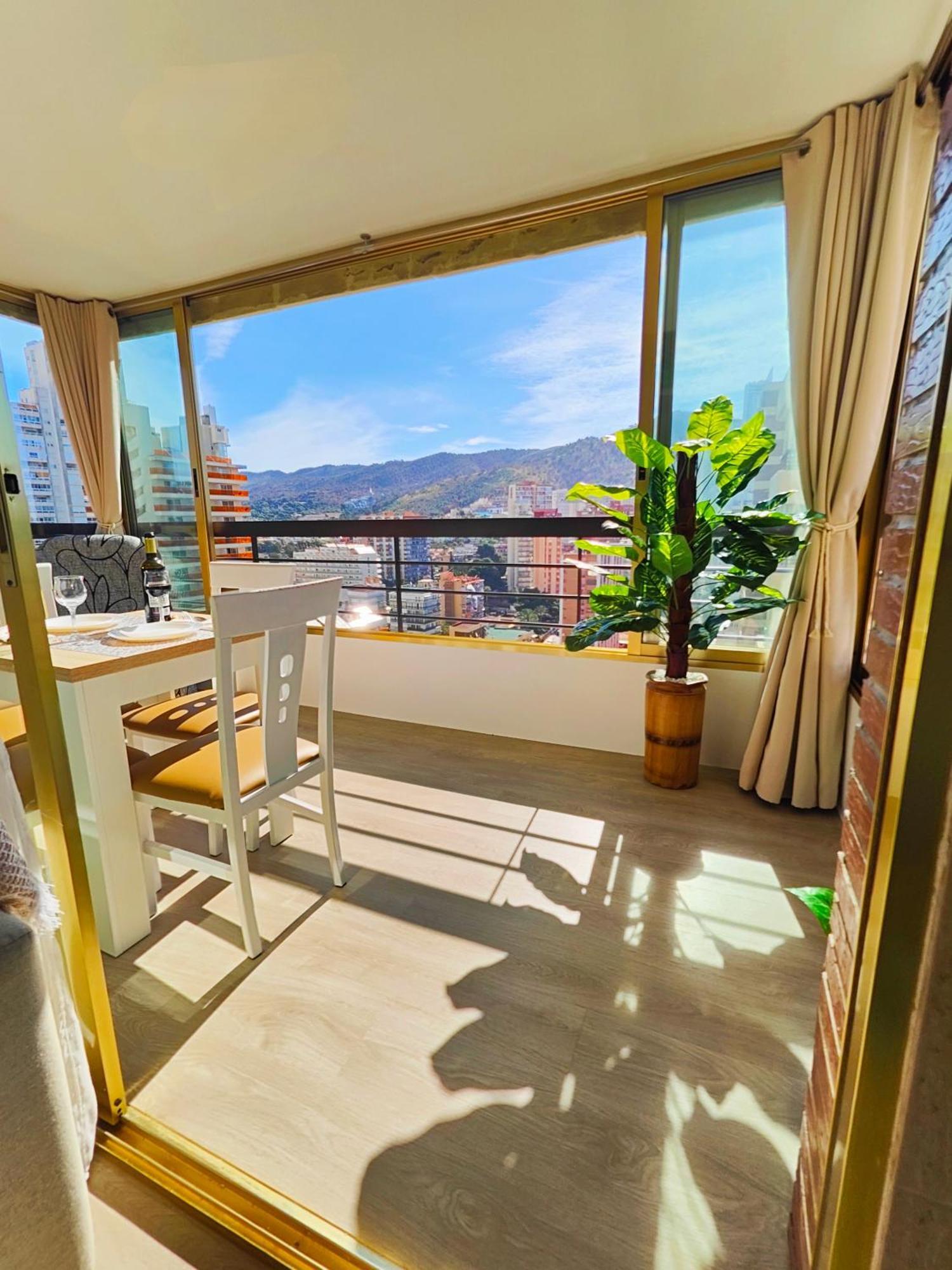 Acuarium Lux Apartment Benidorm Ngoại thất bức ảnh